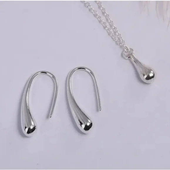 925 Sterling Silver Waterdrop Jewelry Set Bracelet Necklace Earrings and Ring - Picture 15 of 16